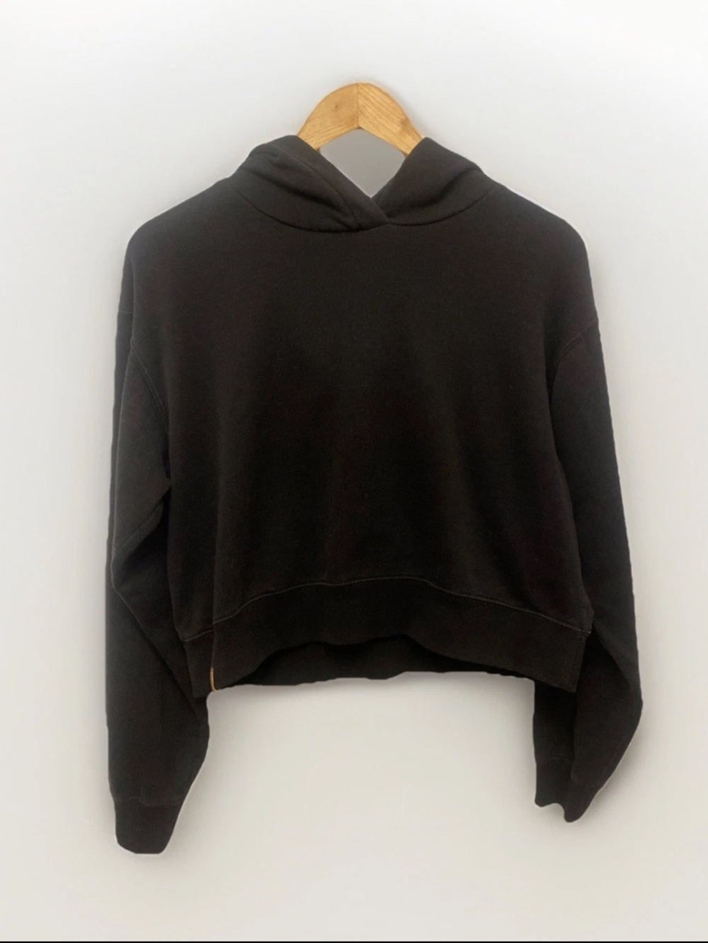 tentree Black Cropped Hooded Sweatshirt
